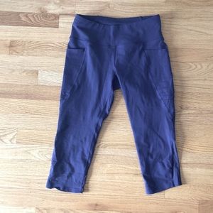 Oiselle Triple Threat Capris